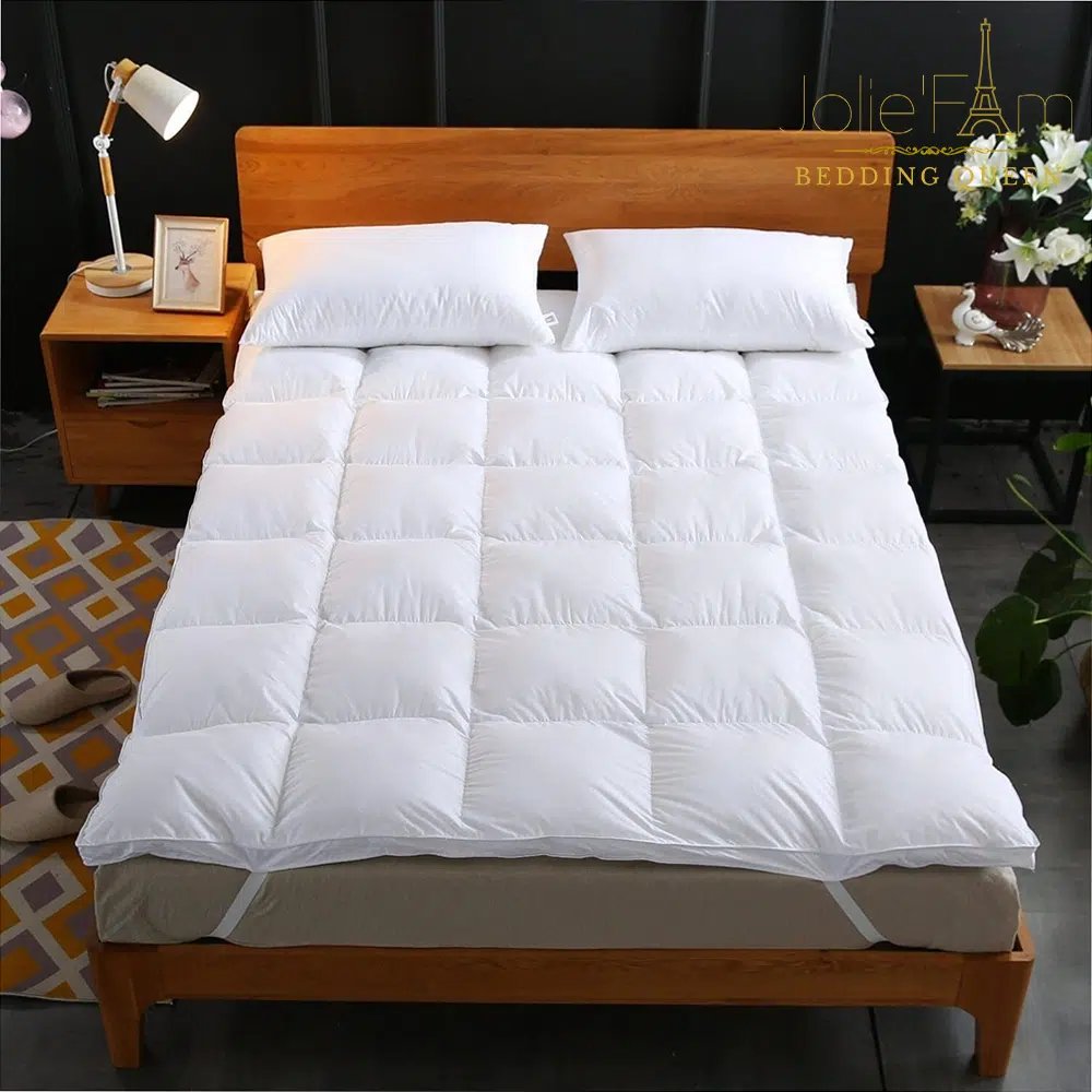 Topper Khách Sạn Là Gì? Có Gì Khác Với Đệm?